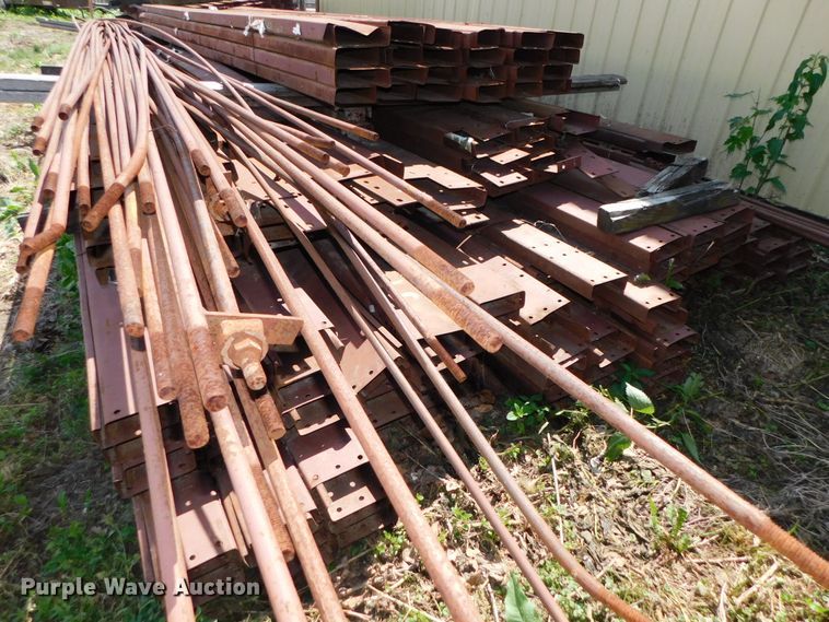 image for item HX9322 300'L x 60'W x 16'H steel building frame