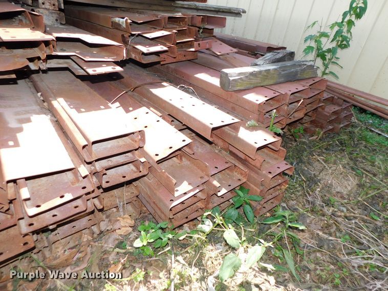 image for item HX9322 300'L x 60'W x 16'H steel building frame