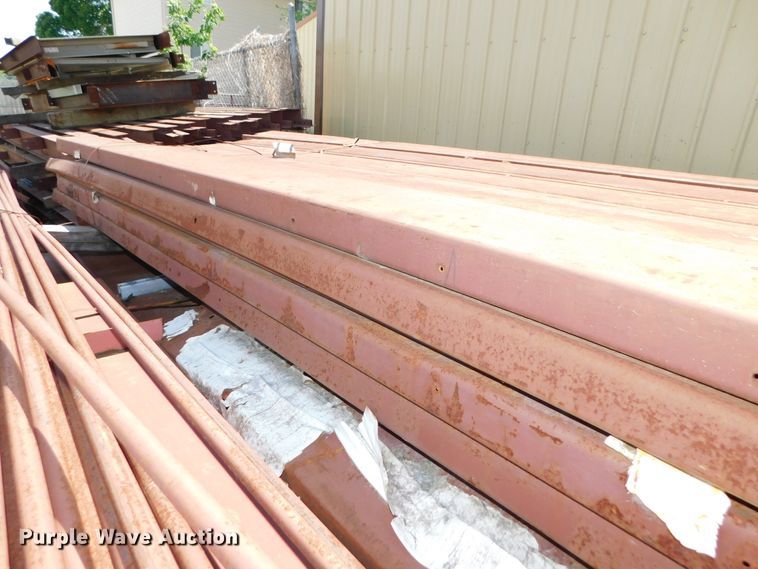 image for item HX9322 300'L x 60'W x 16'H steel building frame