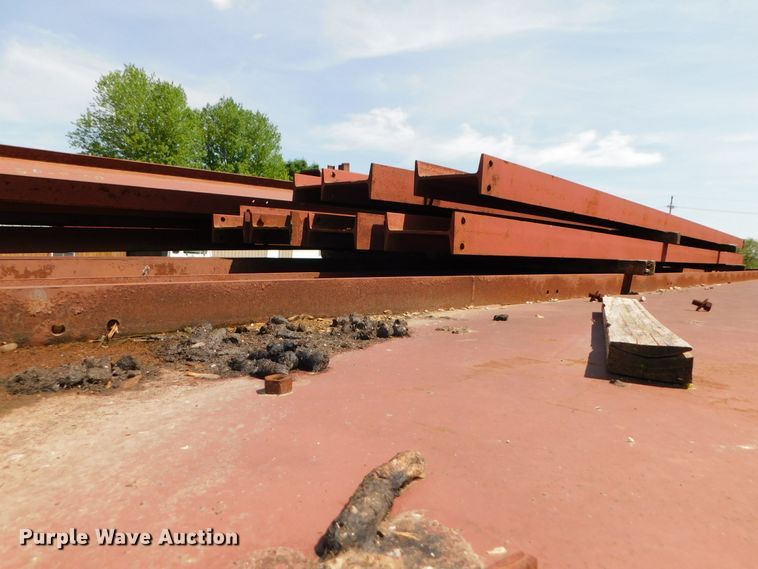 image for item HX9322 300'L x 60'W x 16'H steel building frame