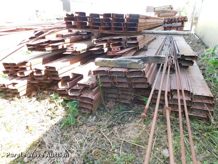 image for item HX9322 300'L x 60'W x 16'H steel building frame