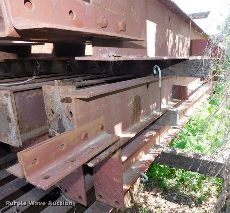 image for item HX9322 300'L x 60'W x 16'H steel building frame