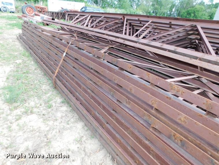 image for item HX9337 (18) steel truss bar joists