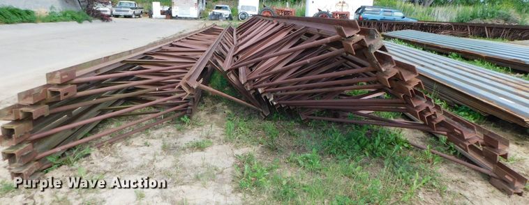 image for item HX9337 (18) steel truss bar joists