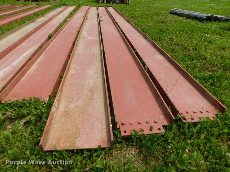 image for item HX9359 (4) steel I-beams