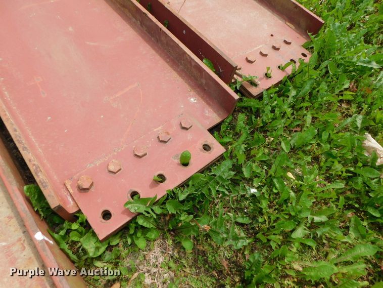 image for item HX9359 (4) steel I-beams