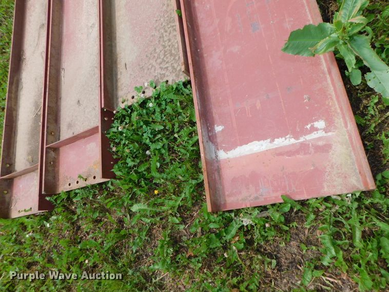 image for item HX9359 (4) steel I-beams