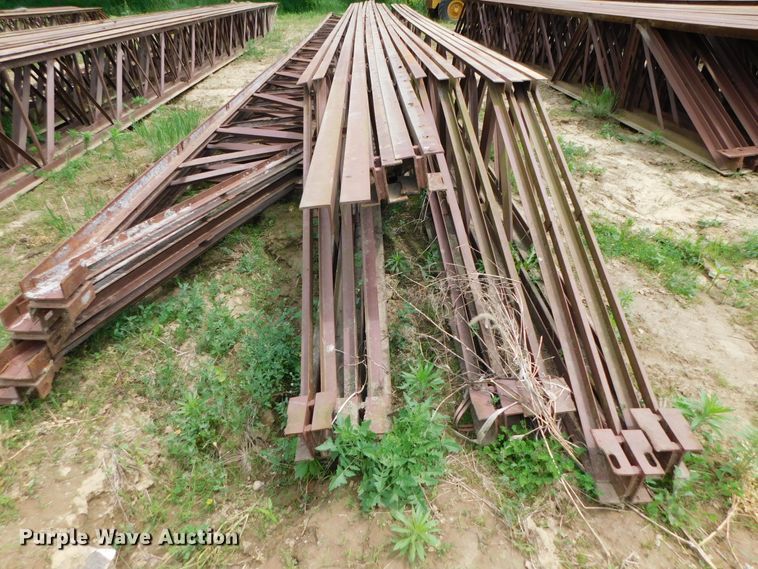 image for item HX9368 (12) steel truss bar joists