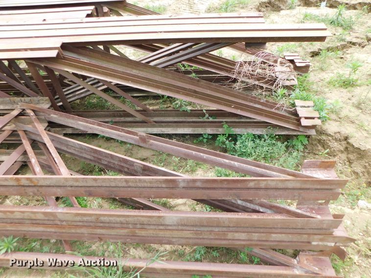 image for item HX9368 (12) steel truss bar joists