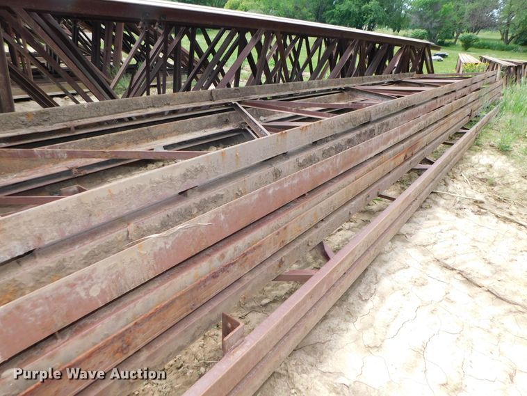 image for item HX9368 (12) steel truss bar joists
