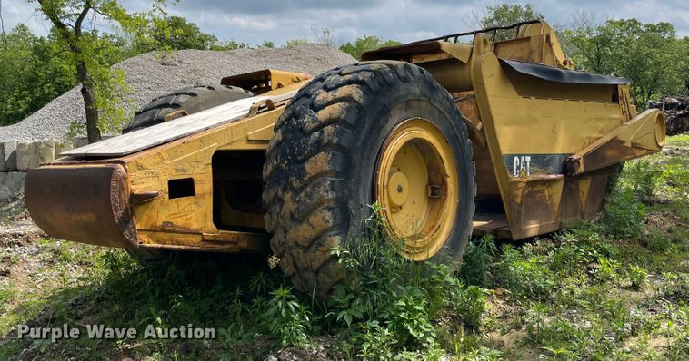 image for item IC9309 Caterpillar  scraper