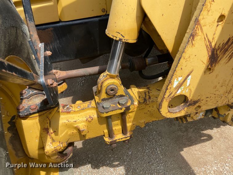 image for item IC9312 1997 Caterpillar TH83  telehandler