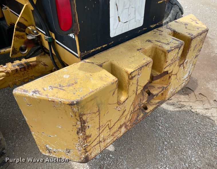 image for item IC9312 1997 Caterpillar TH83  telehandler