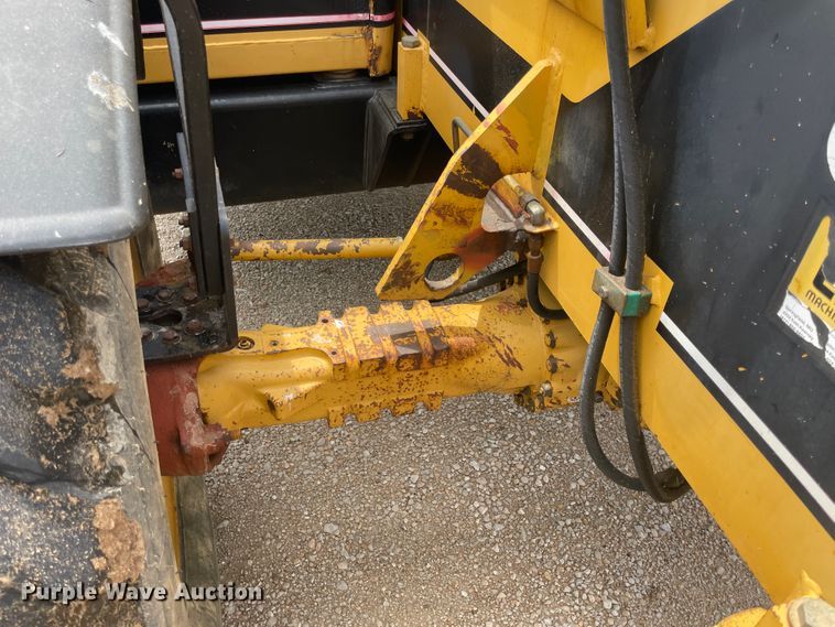 image for item IC9312 1997 Caterpillar TH83  telehandler