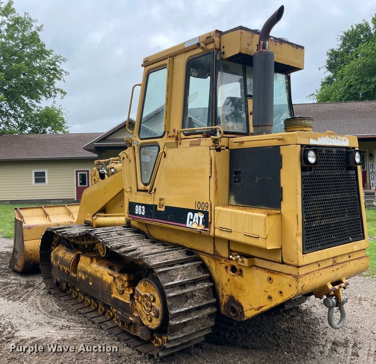 image for item IC9326 1990 Caterpillar 963  track loader