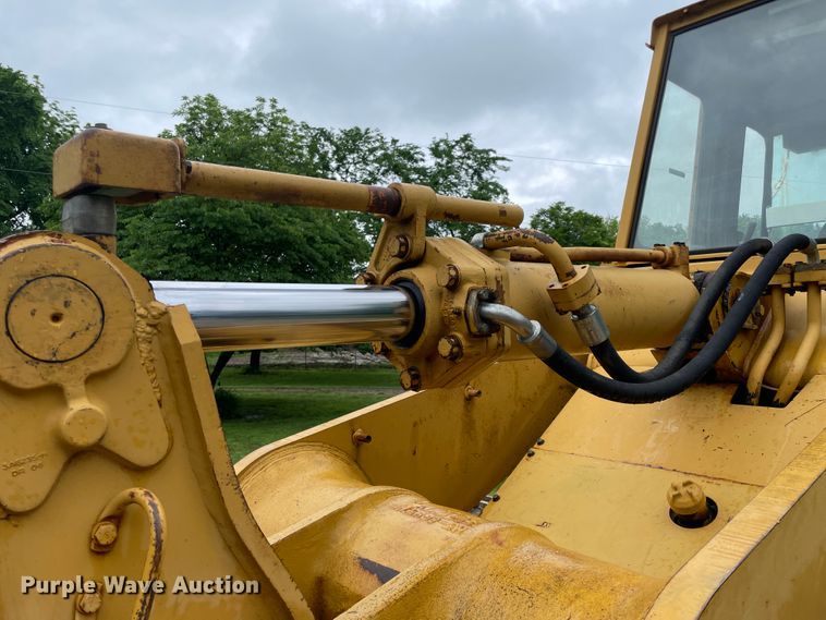 image for item IC9326 1990 Caterpillar 963  track loader