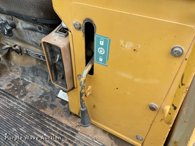 image for item IC9326 1990 Caterpillar 963  track loader