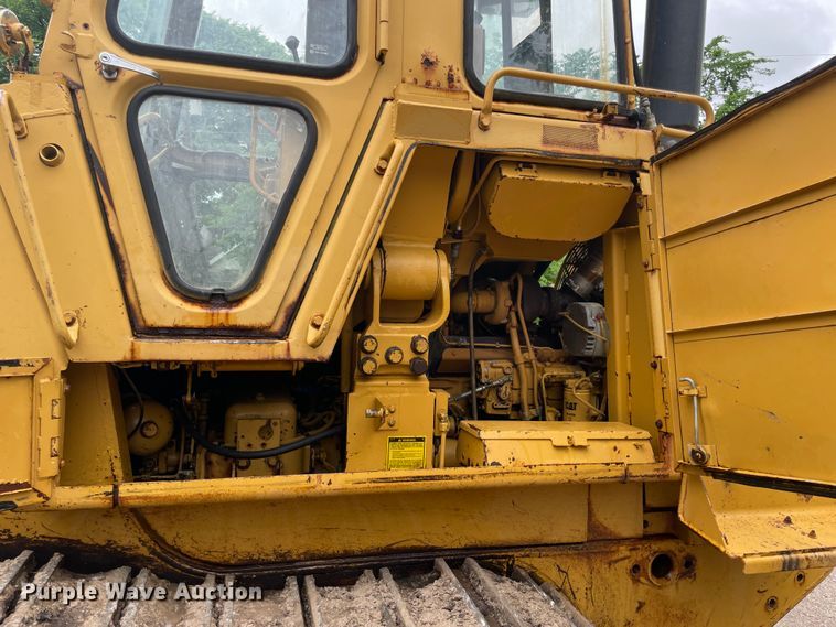 image for item IC9326 1990 Caterpillar 963  track loader