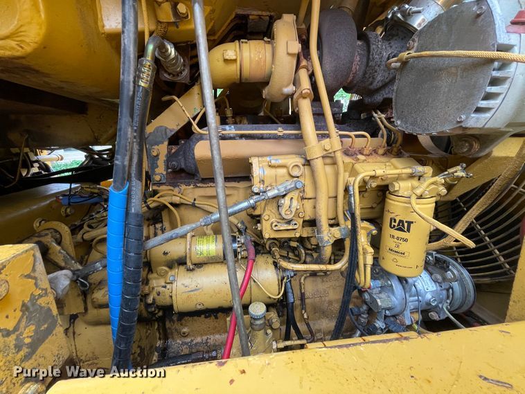 image for item IC9326 1990 Caterpillar 963  track loader