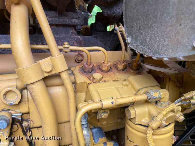 image for item IC9326 1990 Caterpillar 963  track loader