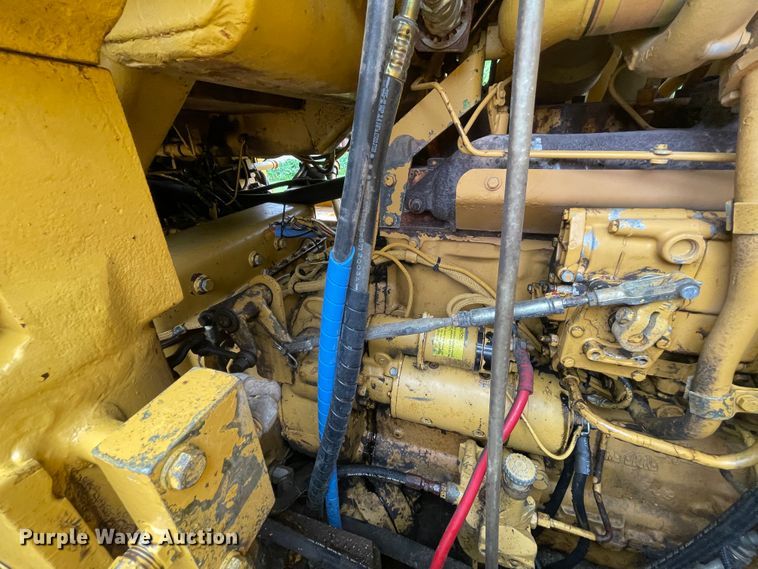 image for item IC9326 1990 Caterpillar 963  track loader