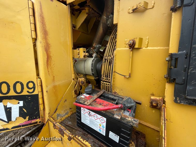 image for item IC9326 1990 Caterpillar 963  track loader