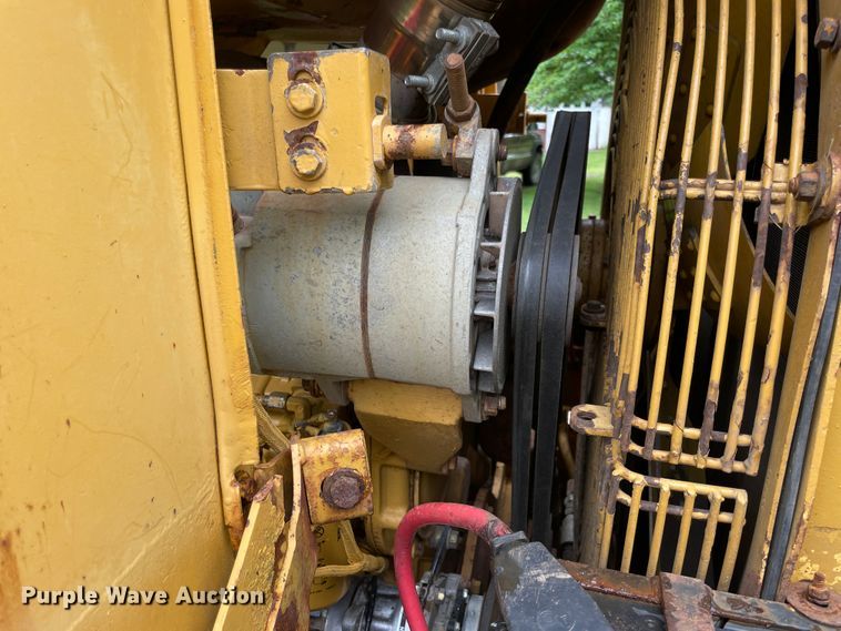 image for item IC9326 1990 Caterpillar 963  track loader