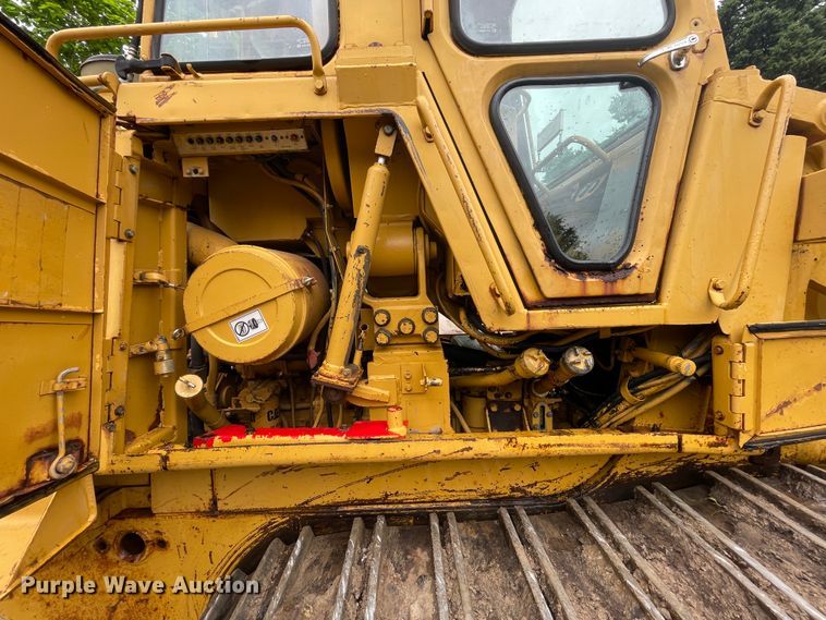 image for item IC9326 1990 Caterpillar 963  track loader