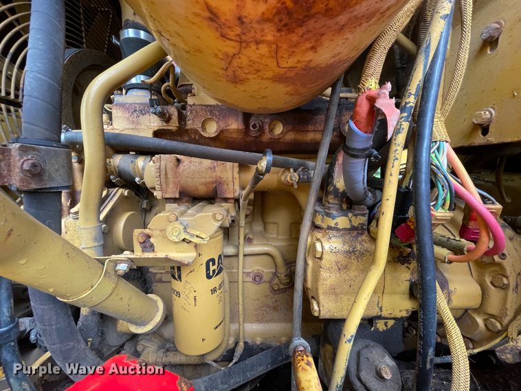 image for item IC9326 1990 Caterpillar 963  track loader