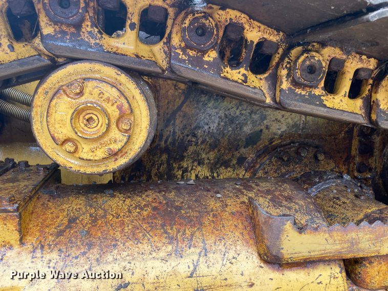 image for item IC9326 1990 Caterpillar 963  track loader