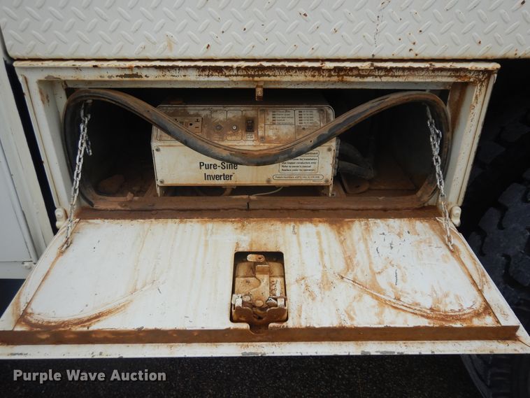 image for item ID9895 2010 International WorkStar 7300  digger derrick truck