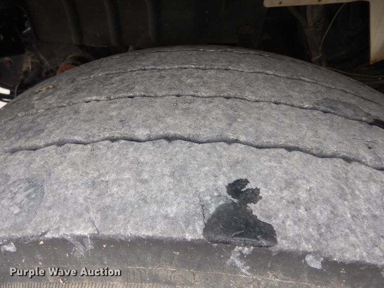 image for item ID9895 2010 International WorkStar 7300  digger derrick truck