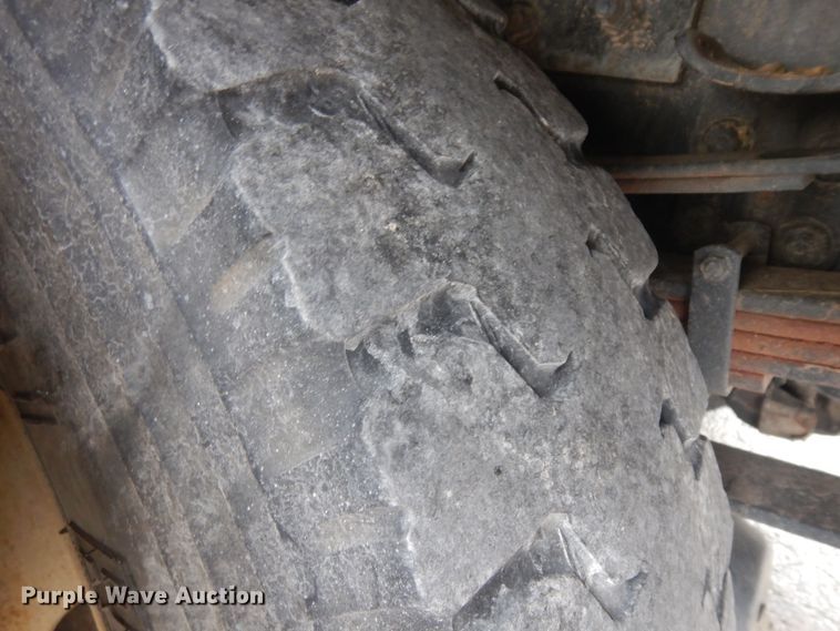 image for item ID9895 2010 International WorkStar 7300  digger derrick truck