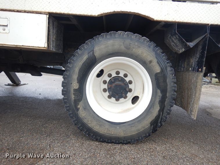 image for item ID9895 2010 International WorkStar 7300  digger derrick truck