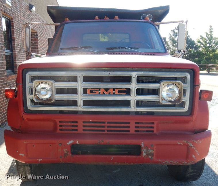 image for item ID9945 1974 GMC 6500  dump truck