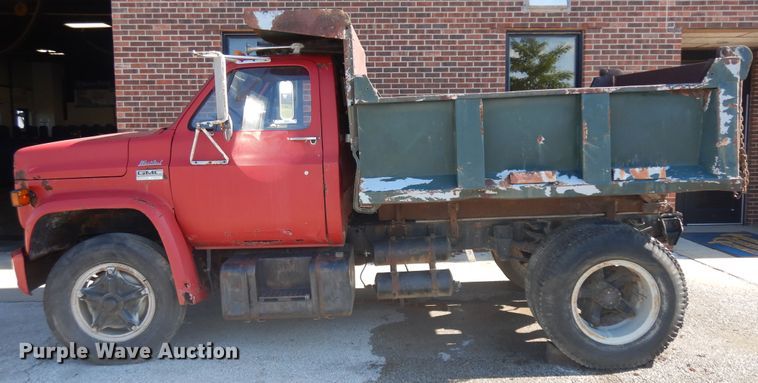 image for item ID9945 1974 GMC 6500  dump truck