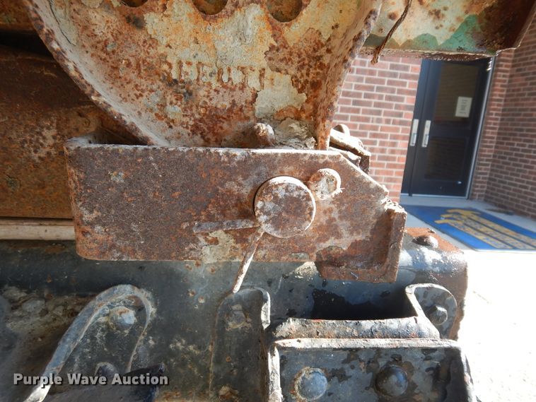 image for item ID9945 1974 GMC 6500  dump truck