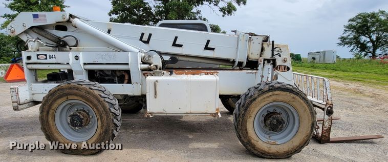 image for item IF9771 2000 Lull 844  telehandler