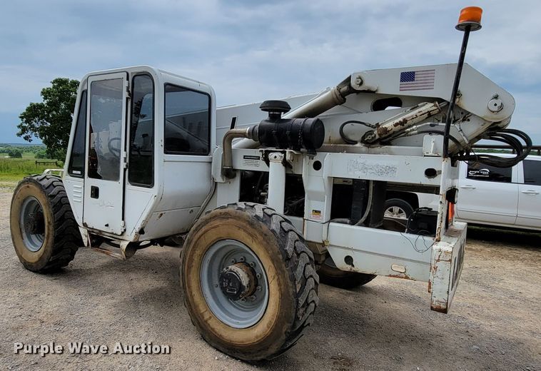 image for item IF9771 2000 Lull 844  telehandler