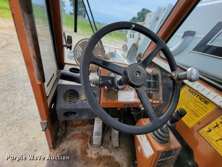 image for item IF9771 2000 Lull 844  telehandler