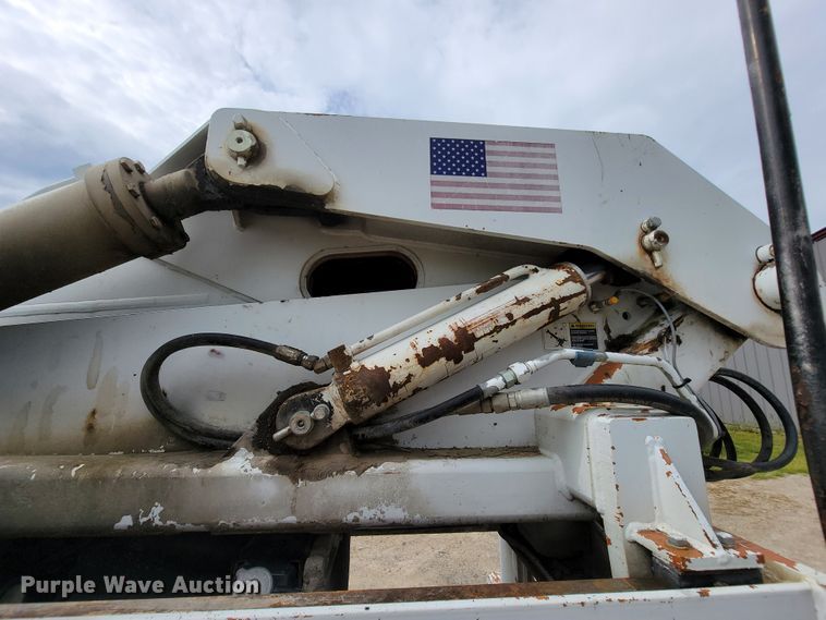 image for item IF9771 2000 Lull 844  telehandler