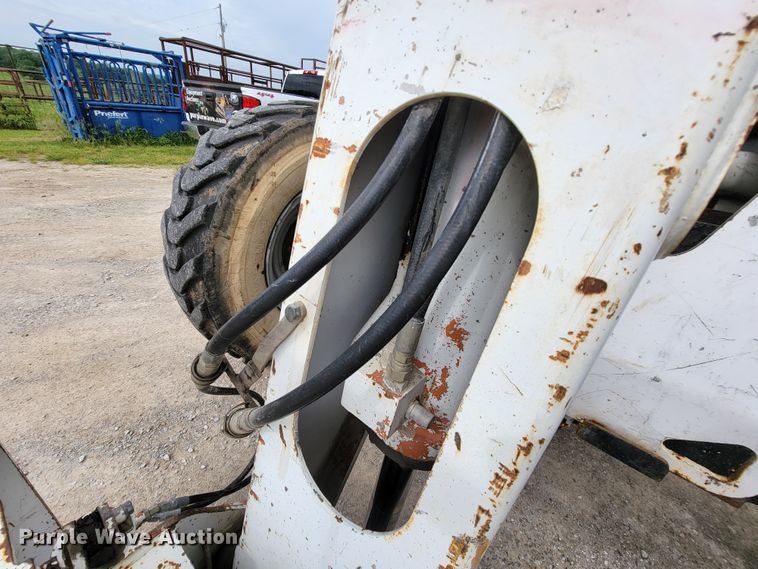 image for item IF9771 2000 Lull 844  telehandler