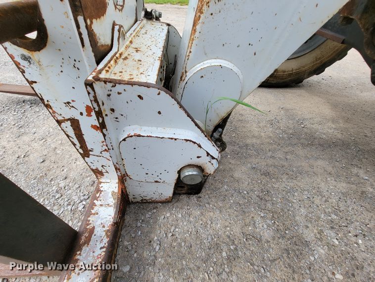 image for item IF9771 2000 Lull 844  telehandler