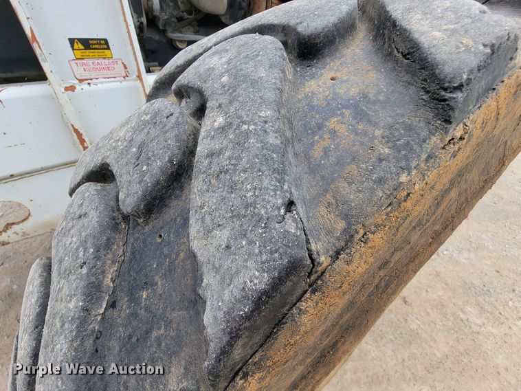 image for item IF9771 2000 Lull 844  telehandler