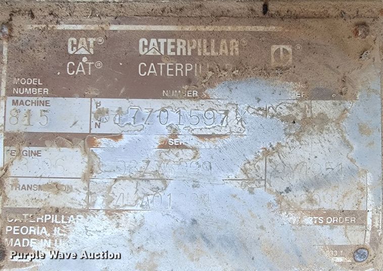 image for item IF9800 1994 Caterpillar 815B  soil compactor