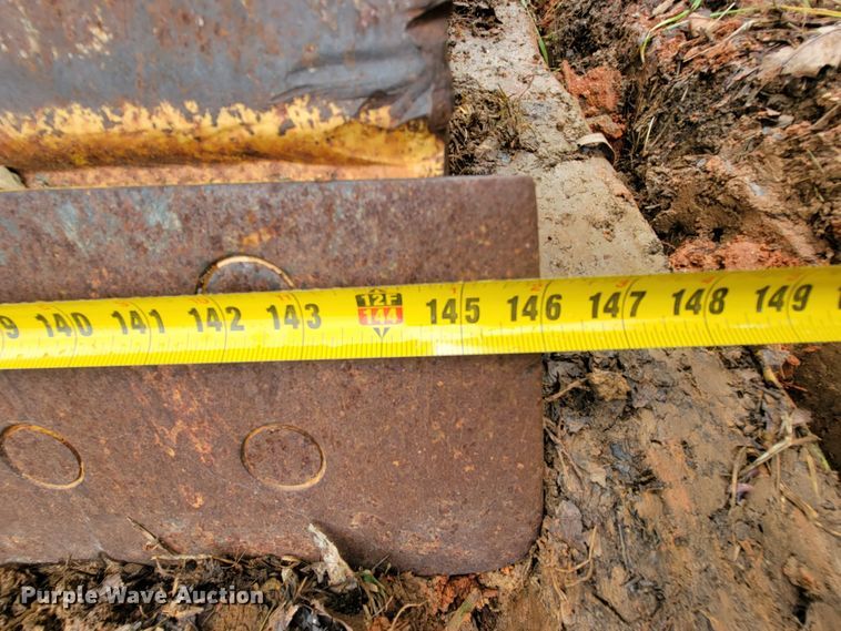 image for item IF9800 1994 Caterpillar 815B  soil compactor