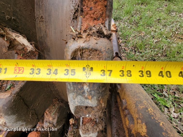 image for item IF9800 1994 Caterpillar 815B  soil compactor