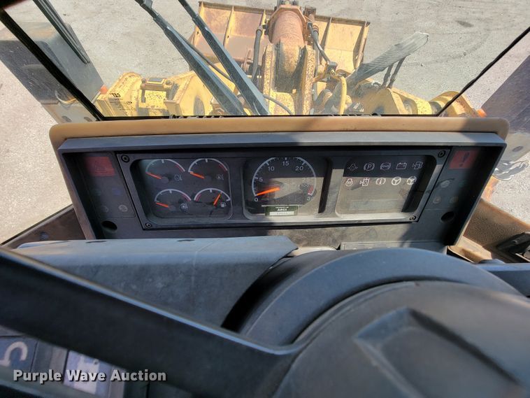 image for item IF9809 1995 Caterpillar 950F-2  wheel loader