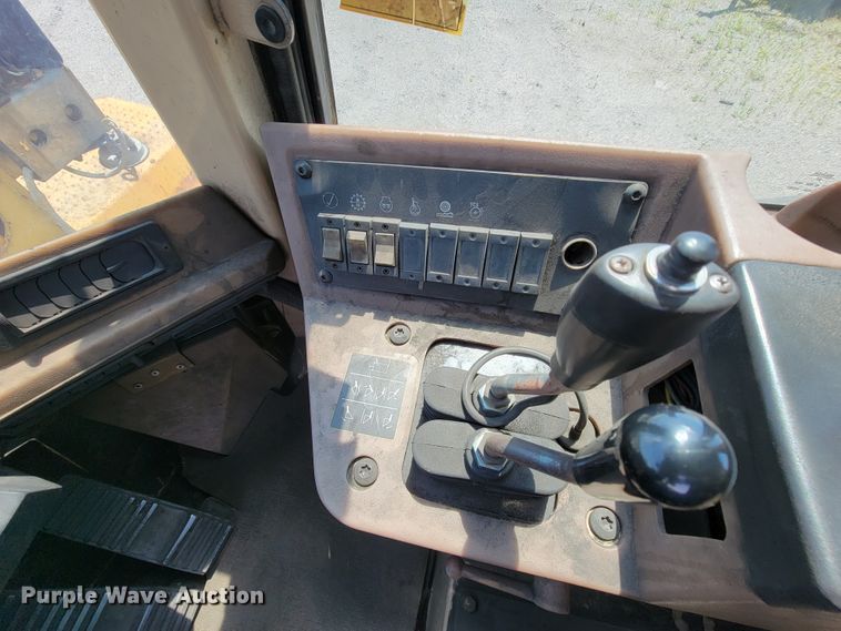 image for item IF9809 1995 Caterpillar 950F-2  wheel loader