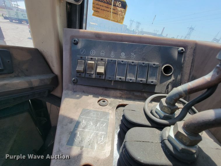 image for item IF9809 1995 Caterpillar 950F-2  wheel loader